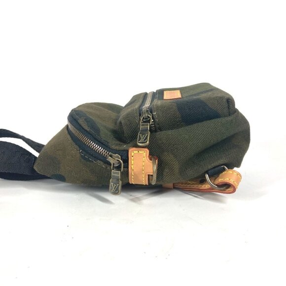 LOUIS VUITTON Green Backpack - Picture 4 of 16